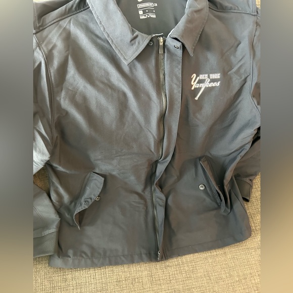 Nike New York Yankees Team Clubhouse Black Jacket Vented MLB Baseball Men’s Sz:L - Picture 5 of 6